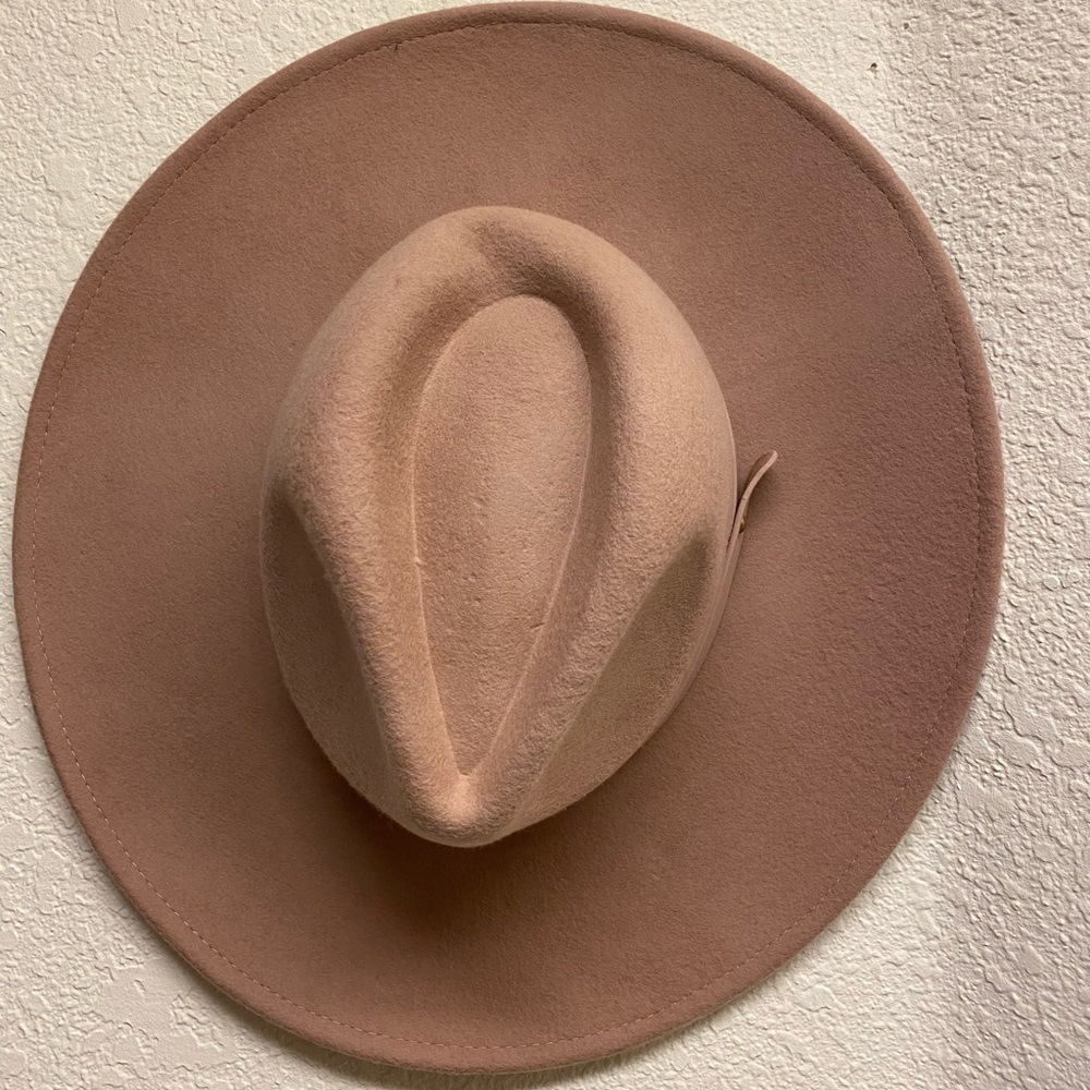 Felt Hat Tan - Shop Impressions. One Size.